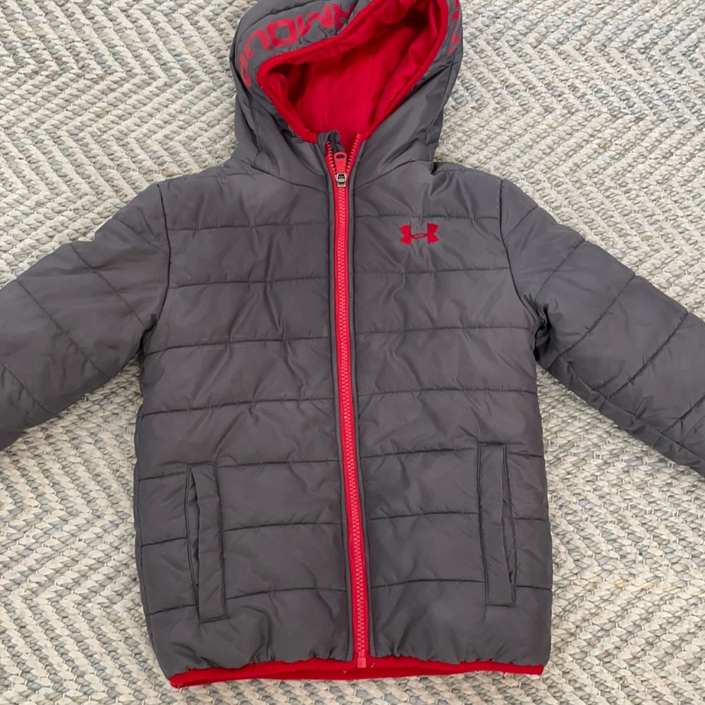 Little boys puffy jacket. Good condition